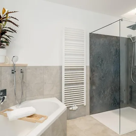 Fenjoy: Ferienapartment Mit Terrasse / Zentral / Bbq Апартаменты Бернау-ам-Кимзее