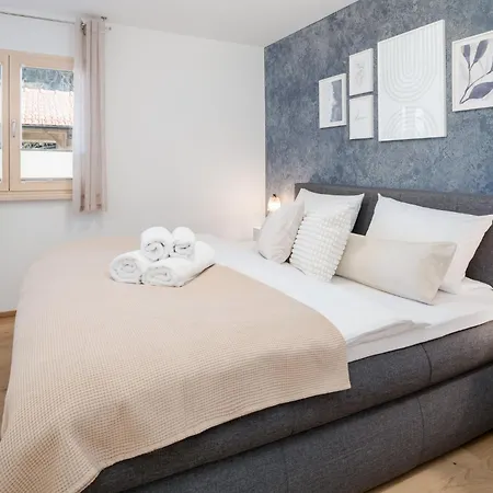 Fenjoy: Ferienapartment Mit Terrasse / Zentral / Bbq Appartamento *